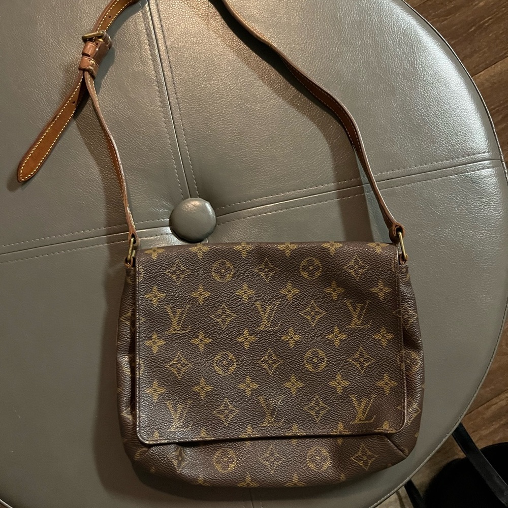 Louis Vuitton Musette Tango Handbag